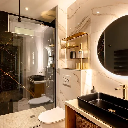 Alma - With Terrace And Sea View In * 비아히쯔